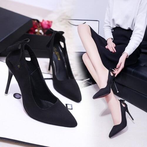 New Fashion Sexy Pointed Pumps High Heels with Hollow Bow Black Wedding Shoes Patent Leather High Heel Ladies Shoes