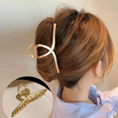 CHIMERA Women Metal Hair Claws Hair Clip Crab Simple Gold Matte Barrettes HairClips Ladies Make Up Washing Tool Hair Accessories