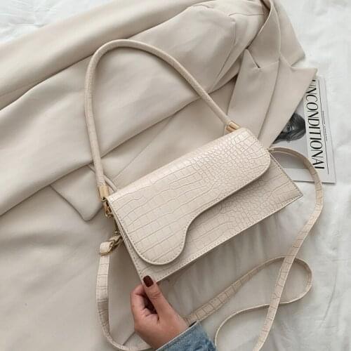 Fashion Solid Color Shoulder Crossbody Bag for Women 2021 Leather Woven Bag Female Designer Casual Concise Chest Bag Waist Bag