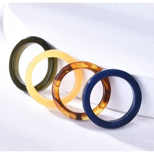 Korean Ins Wind Net Red Same Paragraph Simple Charm Acrylic Ring Set Women Acrylic Ring French Retro Cold Wind Ring Jewelry