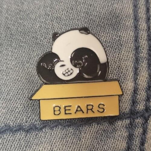 Cartoon Cute Animal Black White Bear Brooch Metal Pin Size About 0.9*0.9 Inch Weight “4.0g