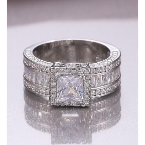 New fashion female white engagement ring love white zircon retro ring