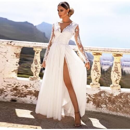 Simple Beach Wedding Dresses High Slit V Neck Long Sleeved Bridal Gown No Train Lace Applique Boho Long Wedding Gowns 2020