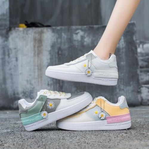 New Spring Korean Sports Shoes Lace Up flats Breathable White Shoes platform Woman Shoes casual Sneakers zapatos de mujer
