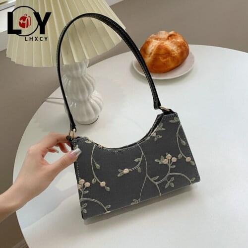 Vintage Womens Fashion Bag Small Shoulder Bags Embroidery Lace Female Underarm Bags Simple Baguette Chain Handbags Casual Purse