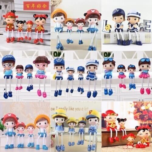 4pcs/set Happy Family Sweet Baby Cartoon Hanging Feet Doll Resin Crafts Home Decoration TV Cabinet Small Ornaments Holiday Gift
