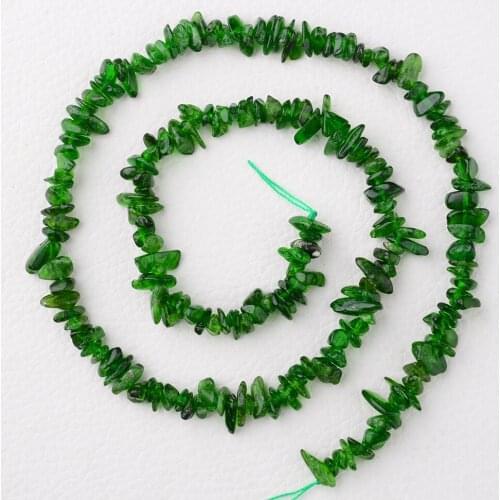 2 strands 7mm diopside Chips beads