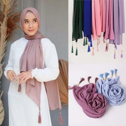 Women Chiffon Hijab Scarf with Tassel Islamic Solid Color Headscarf Pearl Head Cover Headwrap Muslim Jersey Hijabs Hair Scarves