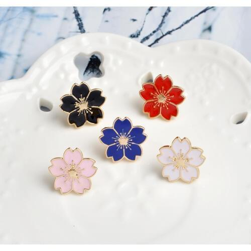 Sakura Brooch Pins Black white pink red blue Flower Button Badge for Bags clothes Japanese Style Jewelry Gift for Girls