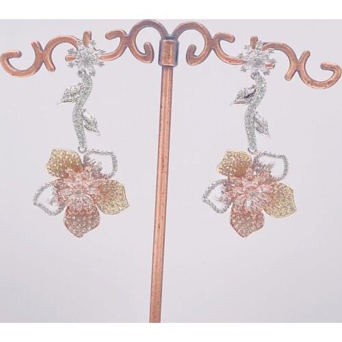 Lanyika New Design Distinctive Sun Flowers Earrings for Woman Engagement Party Full Micro Inlay Trendy Luxury Gifts