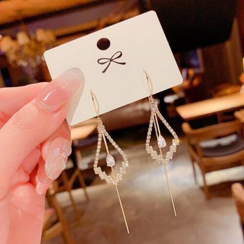 Geometric diamond set diamond ear line 2021 new Korean version of personality tassel earrings long style earrings cold wind