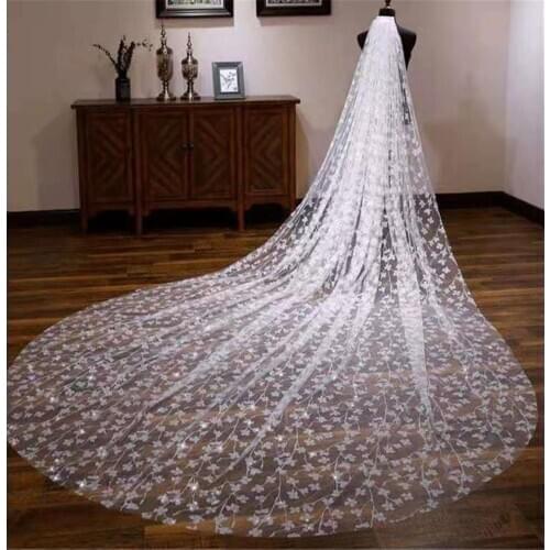 Luxury Wedding Veil With Comb One Layers Soft Net Lace Beaded Bridal Veils Appliques White Ivory Champagne Customize