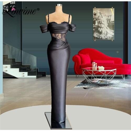 Custom Black Spaghetti Straps Long Evening Dresses 2021 Robes Lace Illusion Mermaid Pleats Party Gowns Arabic Satin Prom Dress