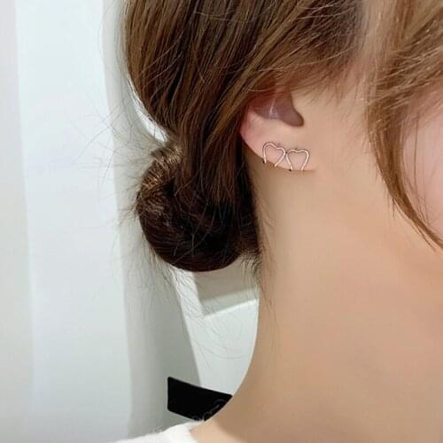 Simple Design Hollow Out Heart-shaped Earrings Fashion Silver Color Metal Ear Clip For Women Korean Trend Accessories