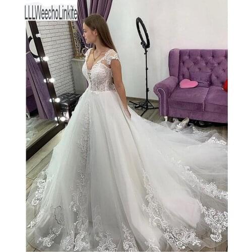 Ivory Lace Tulle V-Neck Sleeveless Floor-Length Princess A-Line Wedding Dresses Chapel Train Bridal Gowns Custom Made