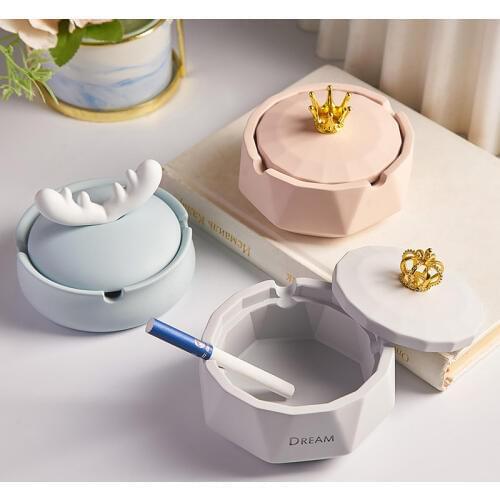 Nordic INS Home Ashtray Cute Desktop Decoration Resin Ashtray Cigar Ashtray Home aschenbecher Wedding Gift Party Use popielniczk