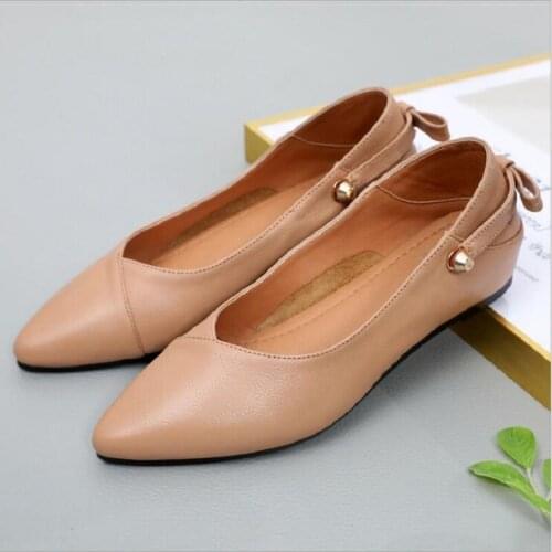 Spring Autumn Korean Style Wild New Pointed Toe Bowknot Rivet Genuine Leather Plus Size 42 43 Women Pumps Shoes 20200805
