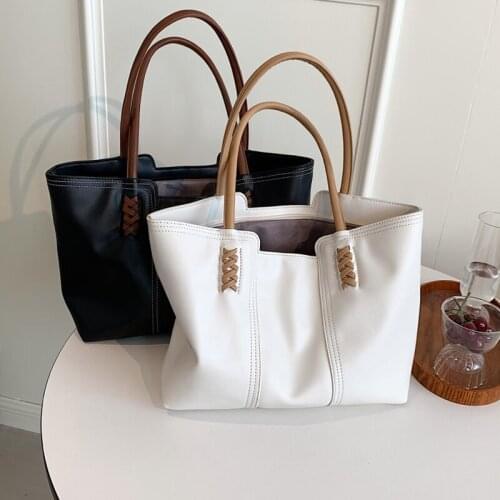 Vintage Luxury Brand Tote for Women 2021 Winter Trends Lady Designer Handbag High Capacity To Handle Shoulder Bags