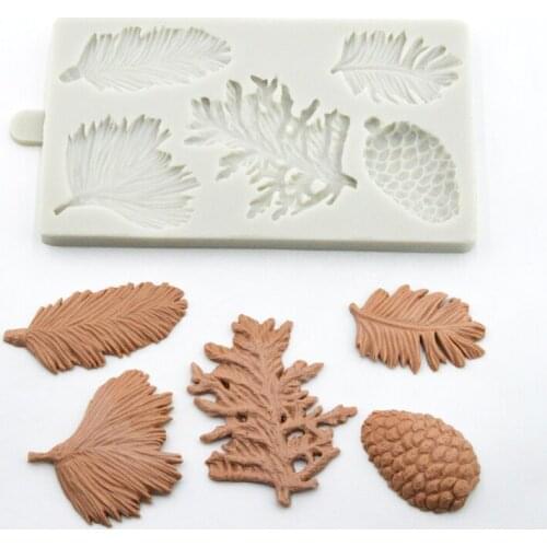 2019 new Christmas tree cedar leaf pine cone fondant silicone cake mold chocolate mold DIY baking tools