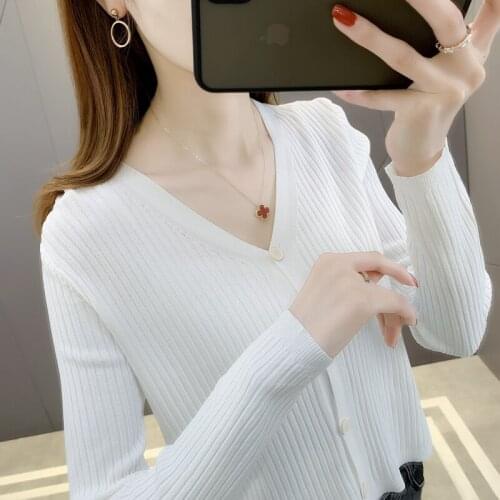 Room 200381, row 7, No.3, top] real shot V-neck solid color long sleeve button knitted cardigan 34