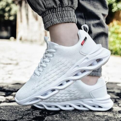 White Sneakers Man Non Leather Casual Shoes Sneakers Male Chunky Shoes Sneakers for Fitness Loafers Men Flat Outdoor Hot sale