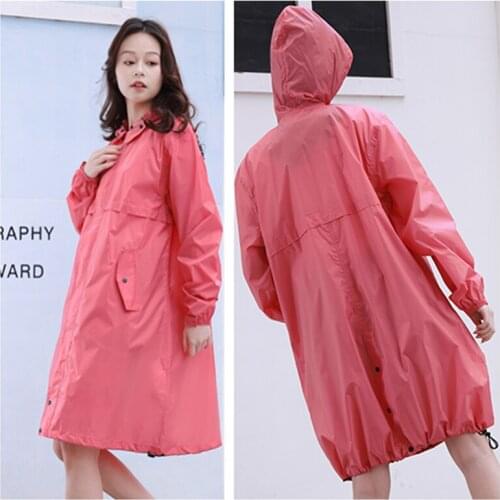 Ｈooded Raincoat Women Men Waterproof Windproof Light Rain Coat Ponchos Jacket Cloak Chubasqueros Raingear