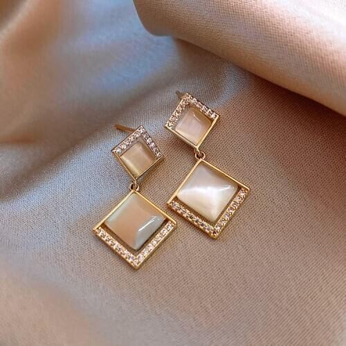 Square cat eye earrings Korean temperament earrings earrings earrings female 2020 new exquisite elegant Earrings