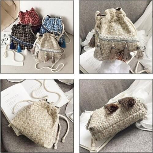 Women Tassel Crossbody Bags Drawstring Bucket Tote Shoulder Bags Casual Handbags Elegant Knitted Messenger Bags
