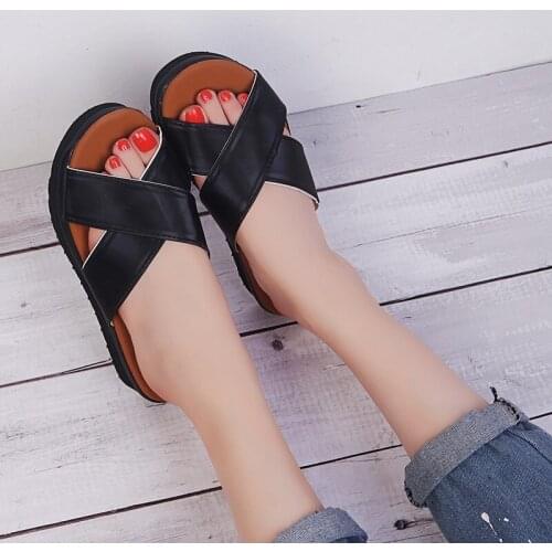 Women Sandals Flip Flops Slippers Flats Shoes Summer Fashion Platform Wedges Slides Beautiful Lady Casual Female Plus Size 35-43