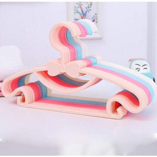 10 pcs Small Size Colorful Plastic Infant Clothes Hanger Multifunctional Kids Clothing Hanger Save Wardrobe Space Bowknot Hanger