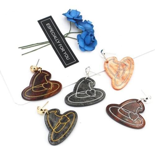 8Seasons Fashion Holloween Stud Earrings Funny Witch Hat Shining Style Acrylic Earrings for Female Peach Pattern Charms,1 Pair