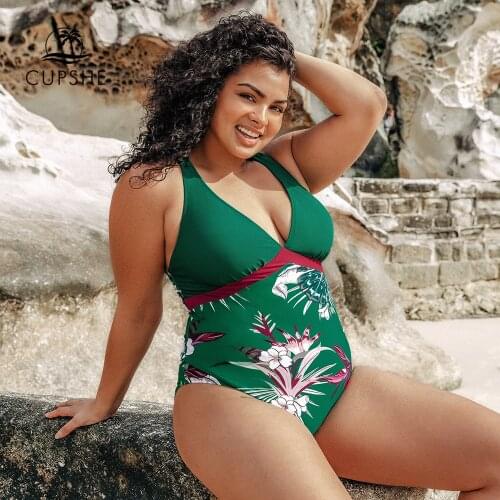 CUPSHE Water Sports Equipment