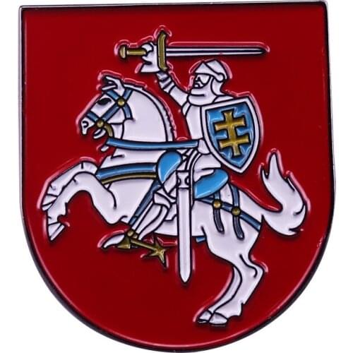 The knight shield Enamel Pin dark souls Brooch medieval Knights Badge festivals or carnival Decor