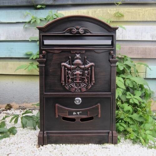Retro mailbox European villa letter box outdoor waterproof wall hanging wall creative postal garden with lock WF601258