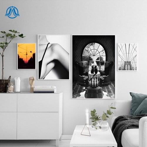 Simple Retro Wall Paintings