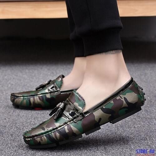 Casual Soft Leather Shoes slip on Mens Fashion Striped Moccasin Peas Shoes Flat Bottom Lazy One Pedal Loafers Men big size 48