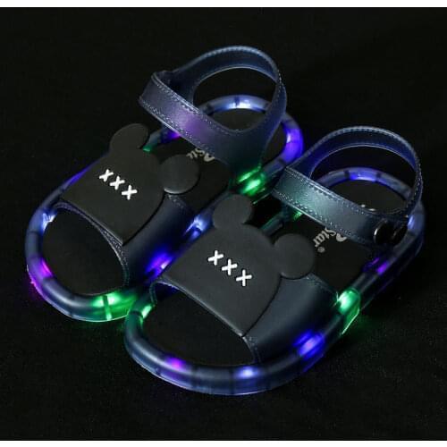 2021 summer new flash light sandals boys and girls non-slip beach shoes casual sandals children buckle outdoor trend