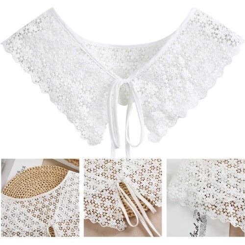 Fashion Women False Collar Hollowed Flower Pattern Lace Brim Faux Collar Tie Choker Girls Summer Exquisite Decoration