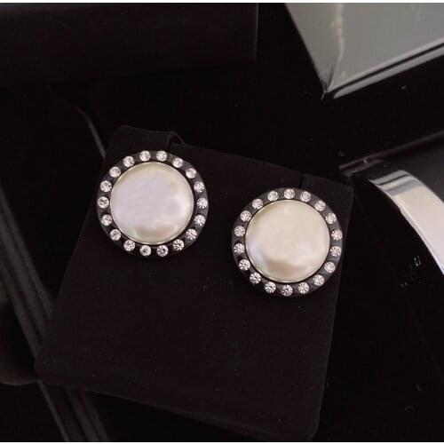 Brand Fashion Pearl Jewelry Gold Color Earrings Pearl Black Round Crystal Earrings Tassel Pearls Design Wedding Party Earrings