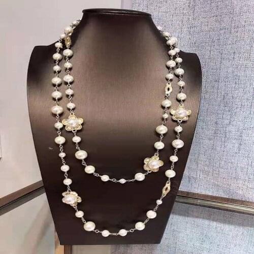 2021 New Hot Brand Fashion Jewelry For Women Long Necklace With Flowers And Pearls Charm Crystal C 5 Pendant Hot