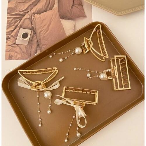 2021 New Pearl pendant Big Pearls Acrylic Hair Claw Clips Big Size Makeup Hair Styling Barrettes for Women Hair Accessories