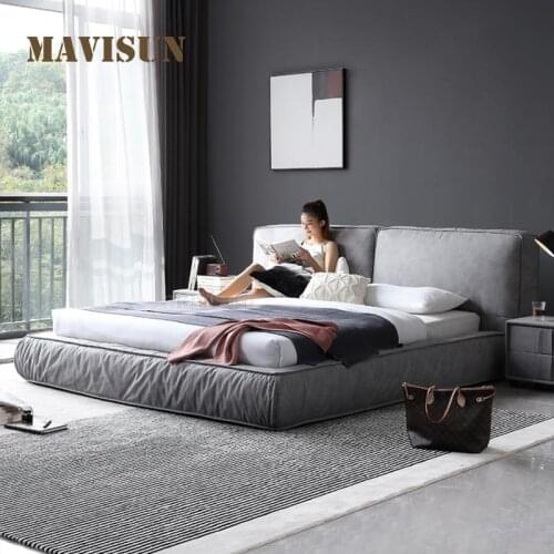 Nordic Technology Cloth Master Bedroom Queen Size Double Bed Simple Soft Fabric Wedding Bed 1.8m Italian Minimalist Furniture
