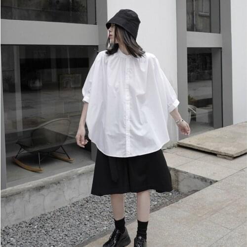 Womens New Shirts Versatile Short Sleeve Shirt Batwing Sleeves Temperament Loose Fit Black Series Summer 2021 E447