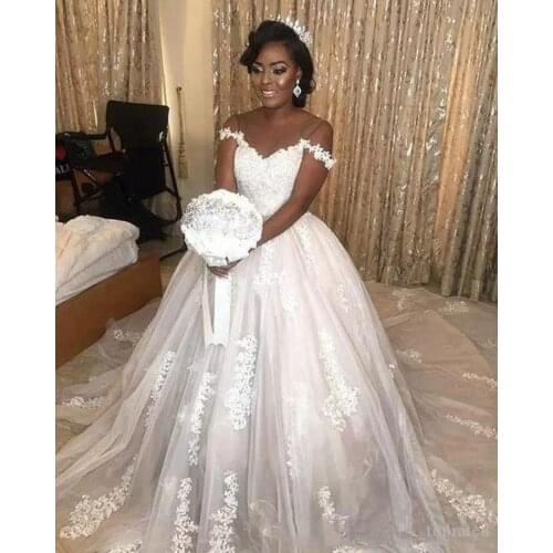 Ball Gown Wedding Dresses Bridal Gown Lace Applique Black Girl African Wedding Gown Beaded Sexy Off Shoulder Women Dress
