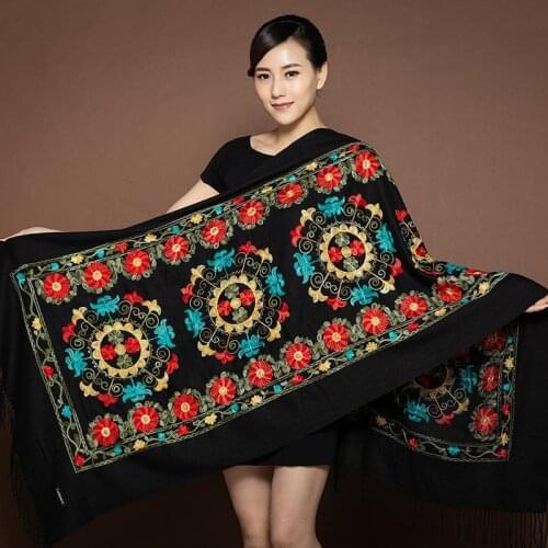 New Winter Warm Long Tassels Scarf Black Embroider Flower Pashmina Cashmere Scarf For Women Shawl Fashion Shawl Scarves
