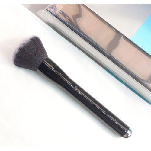 Bdbeauty The Face I Liquid Foundation Brush #1 - Perfect for gel-based formula for airbrushed finish Beauty Makeup Blender Tool