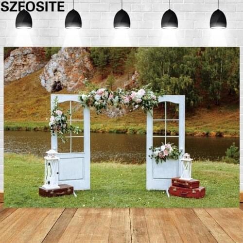 Spring Grass White Wooden Door Flowers Wall Background Photography Studio Wedding Photo Shoot Wedding Party Decoration Backdrop
