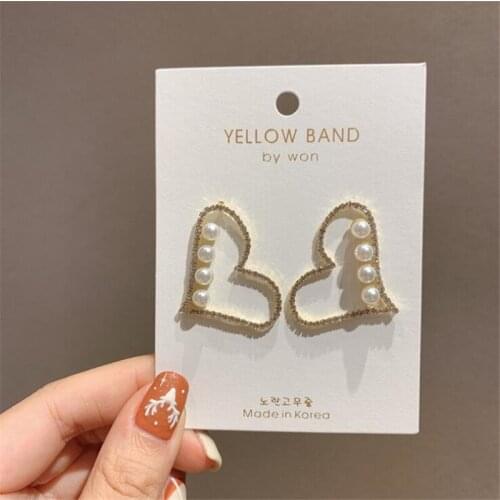 New Simple Metal Irregular Heart Stud Earrings Pearl For Women Gold Color Personality Crystal Earrings Piercings Fashion Jewelry