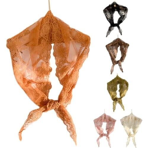 Mini Scarf in Elegant Retro Style Must-Have Accessories for classy Outfitting