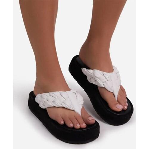 2021 Woman Flip Flop Pleated Slippers Woman Solid Platform Shoes Female Weave PU Leather Footwear Ladies Summer Beach Plus Size